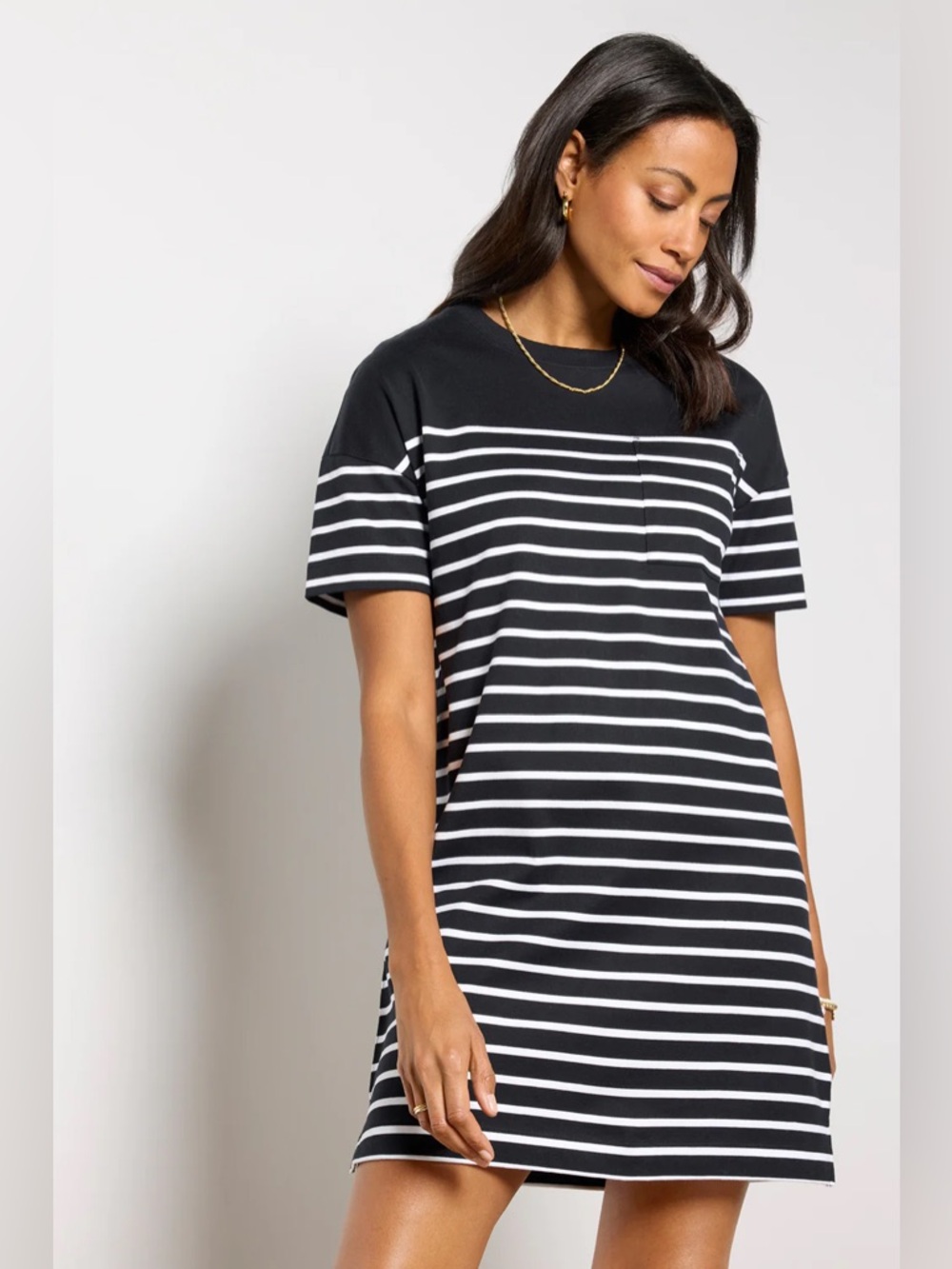 Evereve Emersyn Black & White Striped T-Shirt Dress Size M